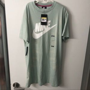 Nike “bleached looks” t-shirt dress